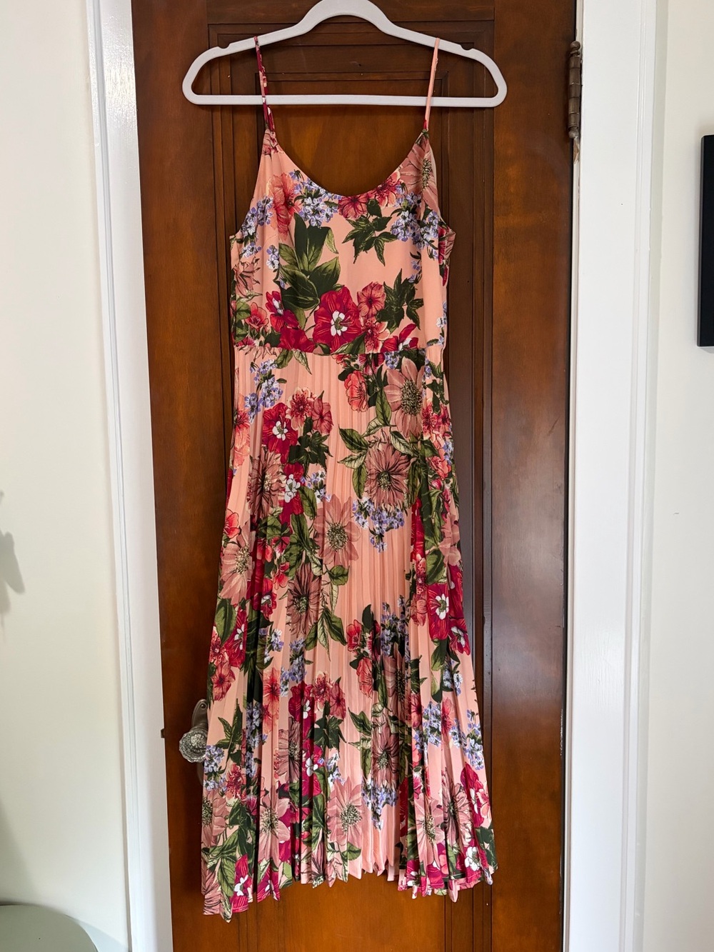 Leith Midi Floral Pleated dress